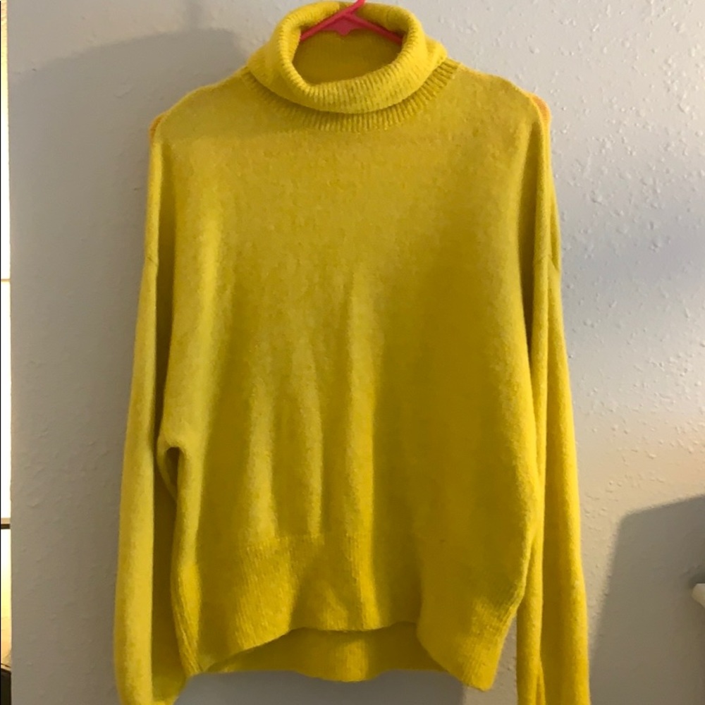 H&M turtleneck sweater
